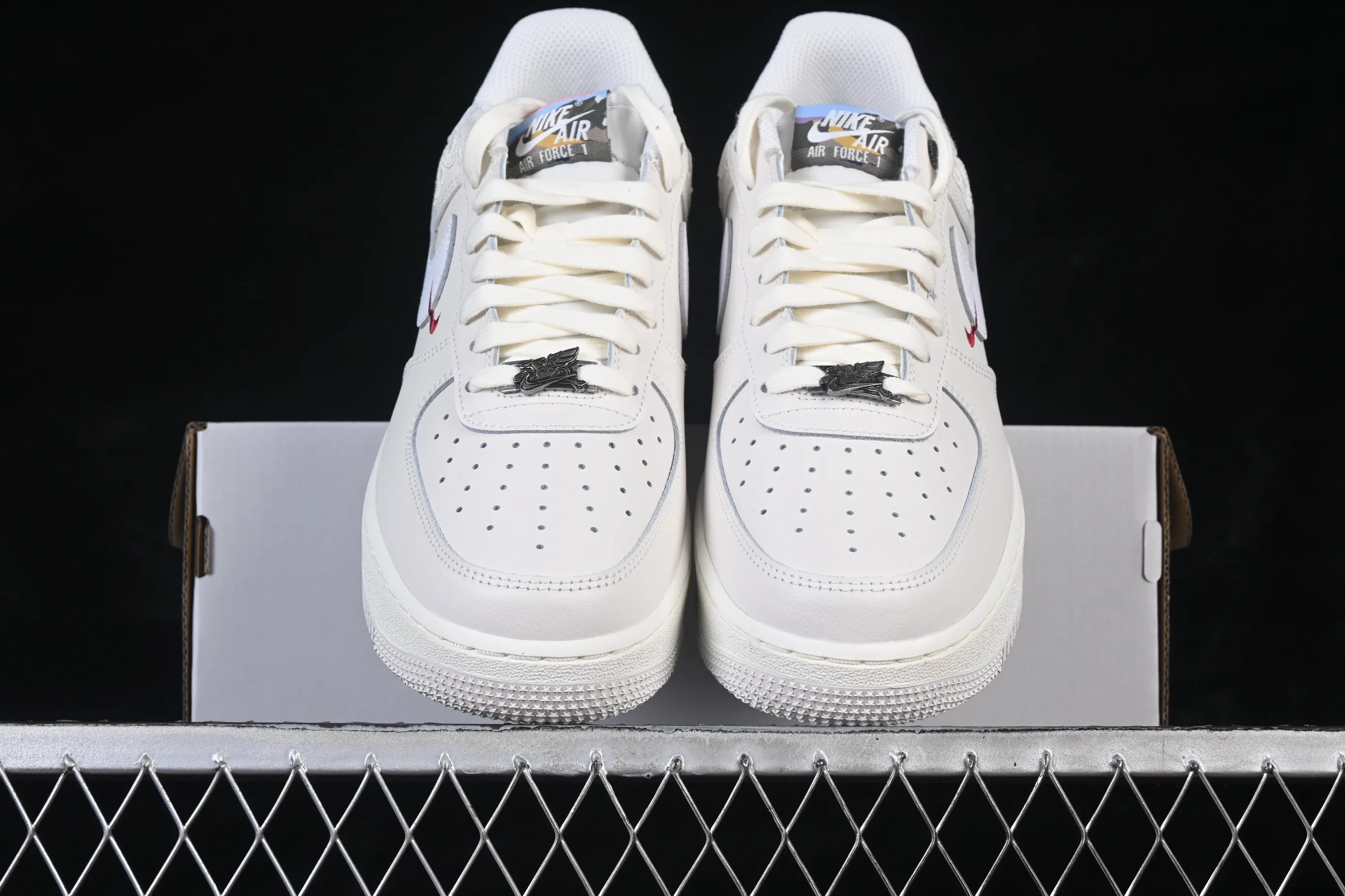 All categories Nk Air Force 1 Air Force series Nk Air Force 1 Low Air Force low-top Nike Air Force 1'07 Low Year of the Horse limited edition Air Force 1 low-top casual sneakers IQ1119-011